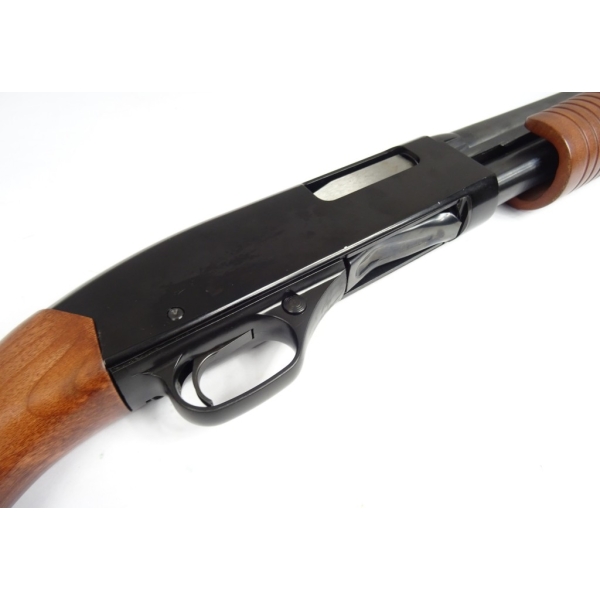 Strzelba Winchester 1300 Defender kal. 12/76